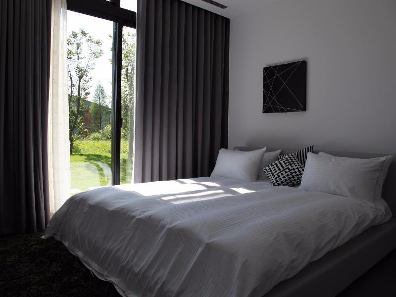 ออร่า วิลลา Hotel Yilan ภายนอก รูปภาพ